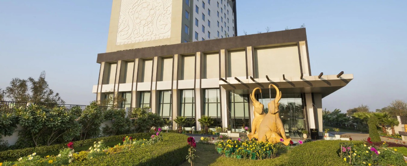 Ramada Plaza Resort in Agra Uttar Pradesh